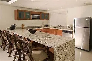 Hotel Encanto Aventuras Club All Suites Resort location